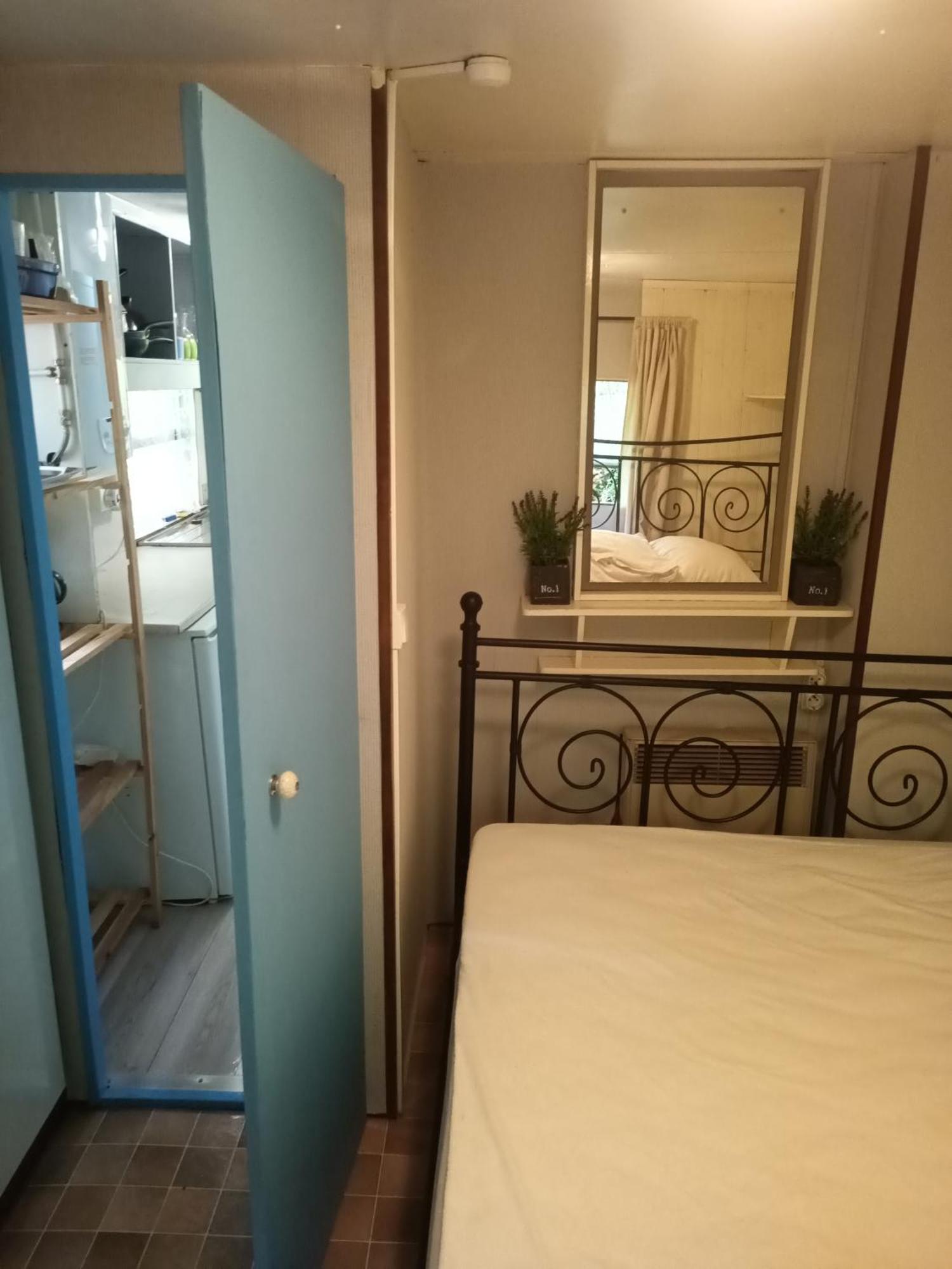 Ferme Les Therondels Saint-Pons-de-Thomieres Habitación foto